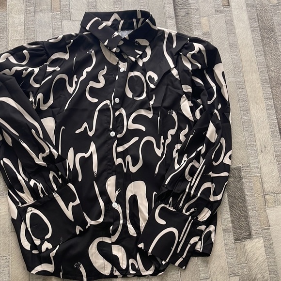 Black n Cream Abstract Print Blouse - Picture 2 of 4